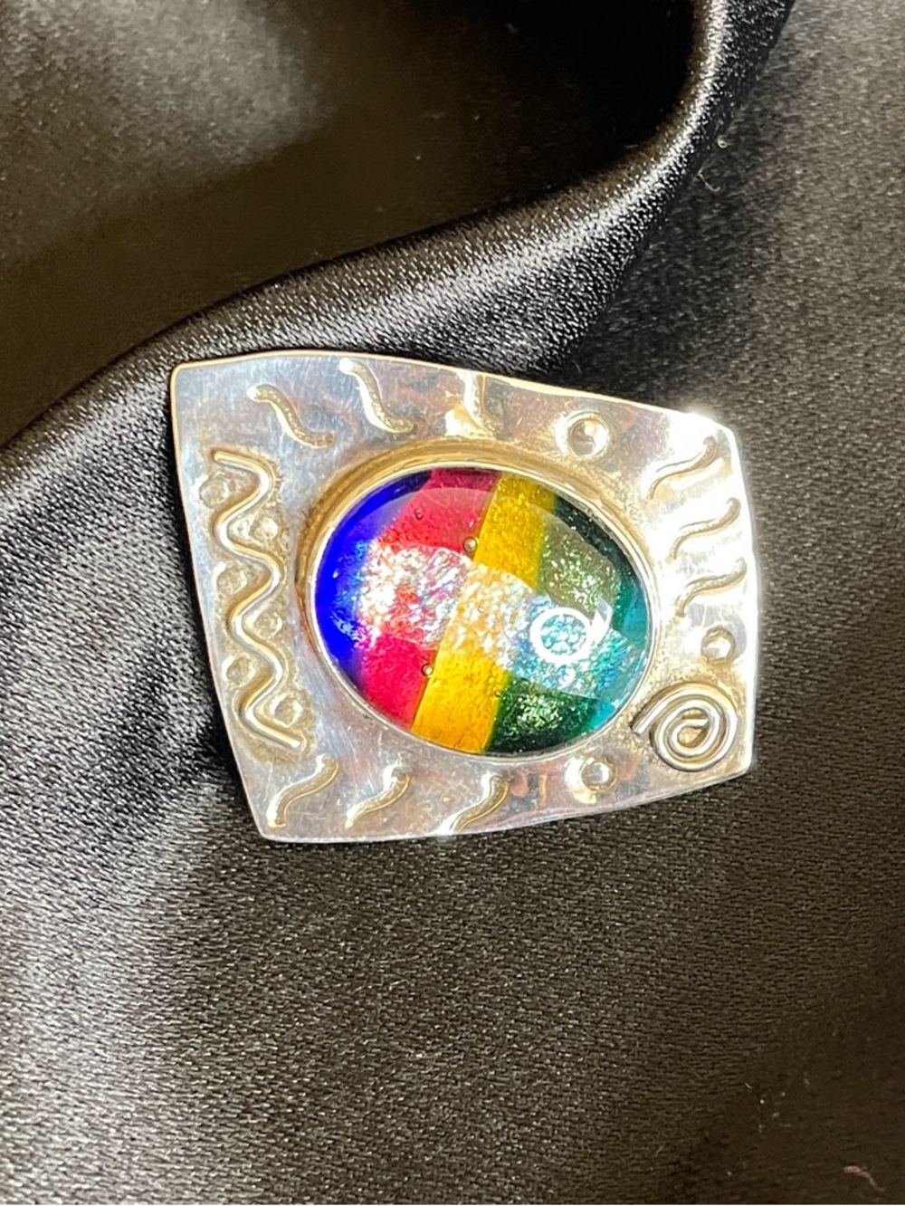 Vintage BARBARA SUCHERMAN Sterling Silver Brooch with Dichronic Fused Inlay